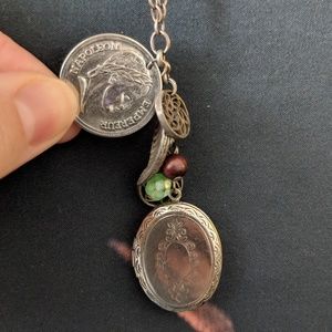 Long pendant necklace
